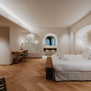 Petit Luxe **** Terrassa