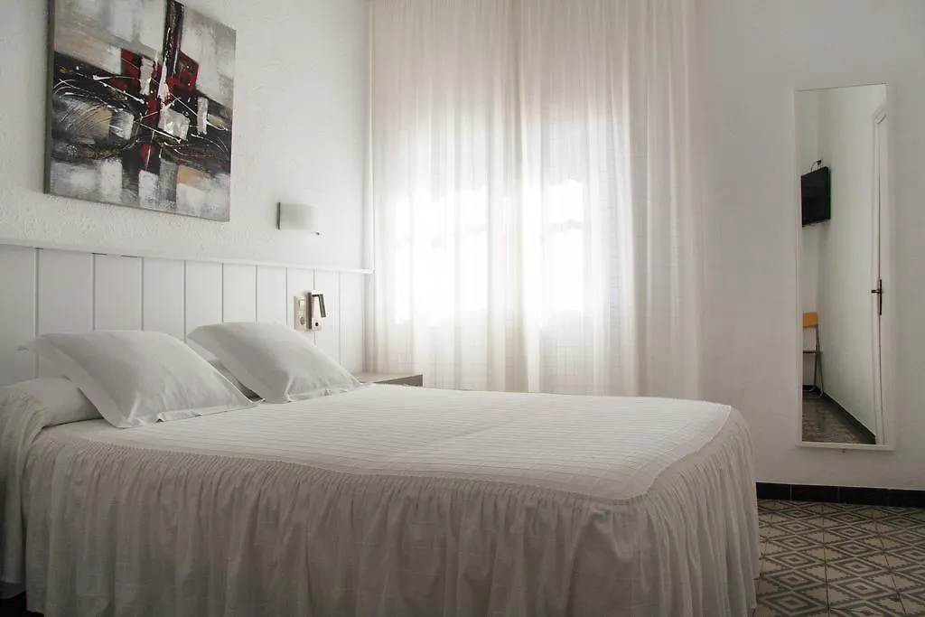Gasthof Hostal La Florida Llança
